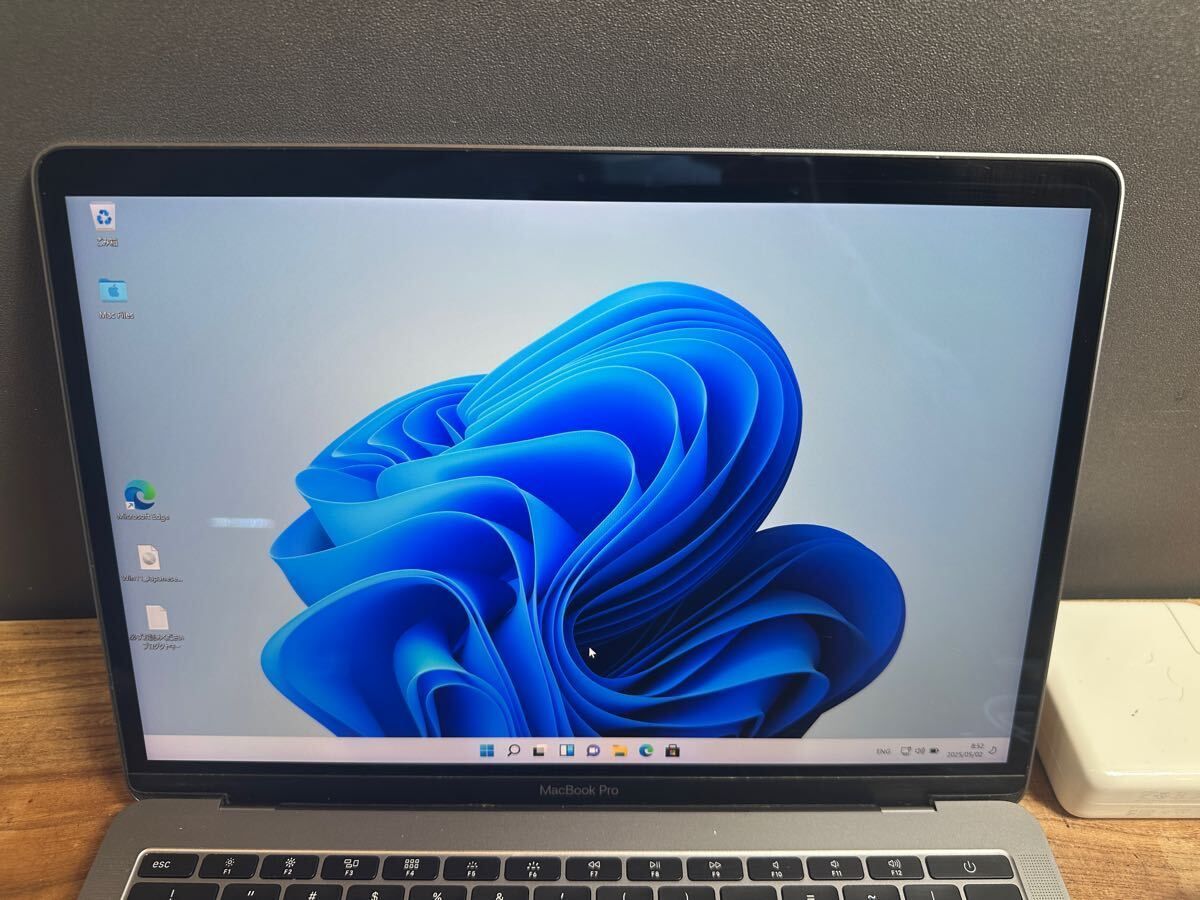 美品新品バッテリー」Apple MacBook PRO Retina 13inch 2017/CPUi5 2.3 