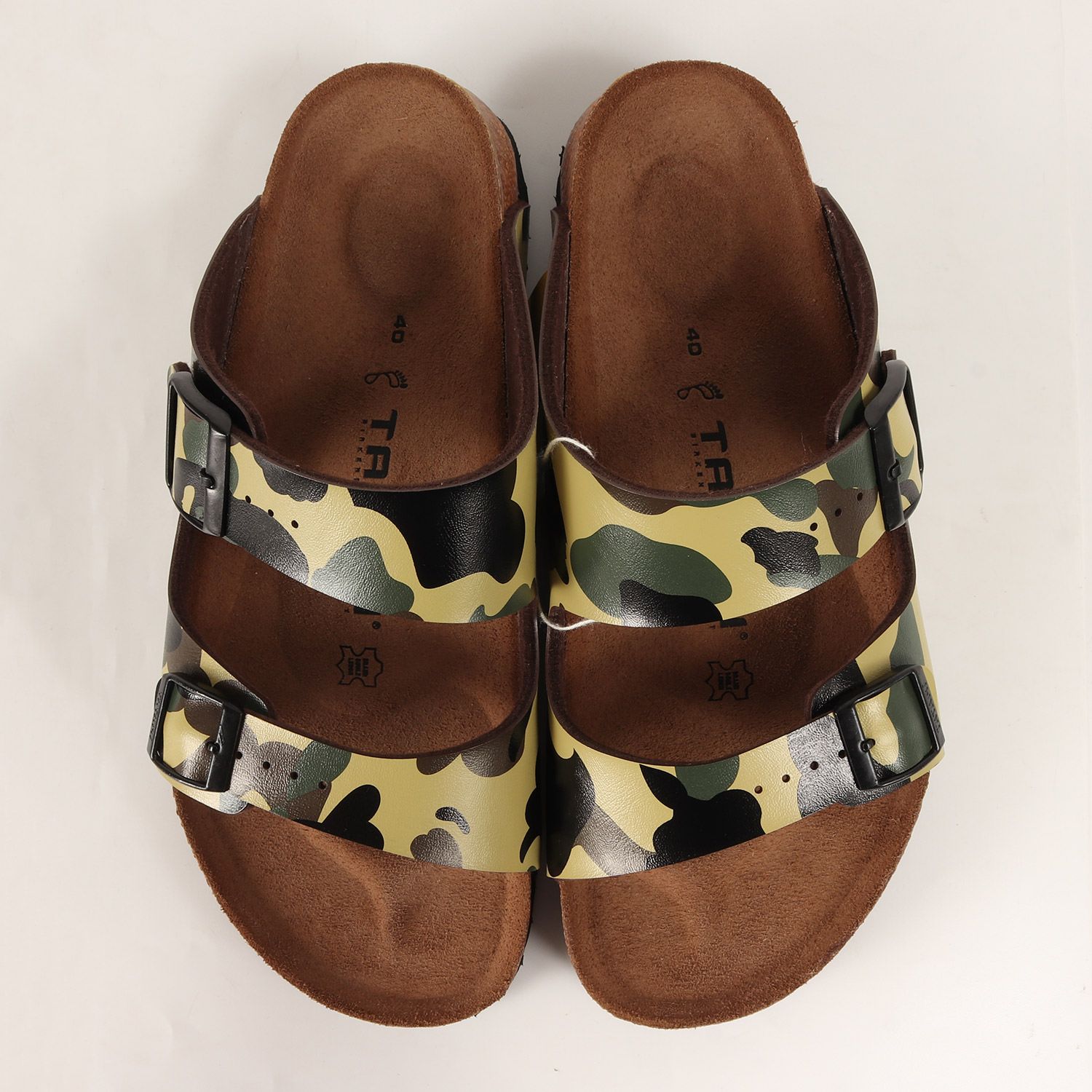 【新品未使用】アベイシングエイプ×FMV BIBLO LOOX FMV -BIBLO LOOX A BATHING APE