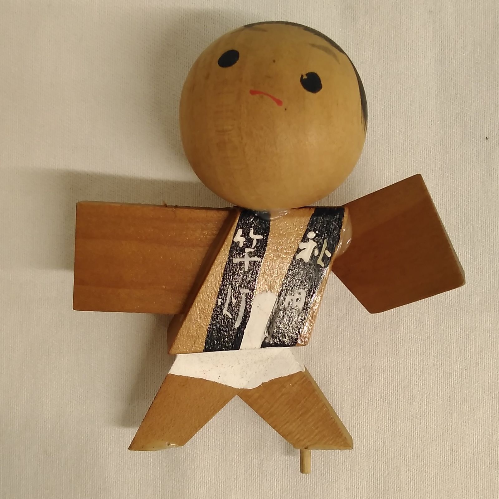 【美品】こけし　人形　木製　置物　インテリア　工芸品　美術品　A2533 美品】こけし 人形 木製 置物 インテリア 工芸品 美術品 A2533 【公式