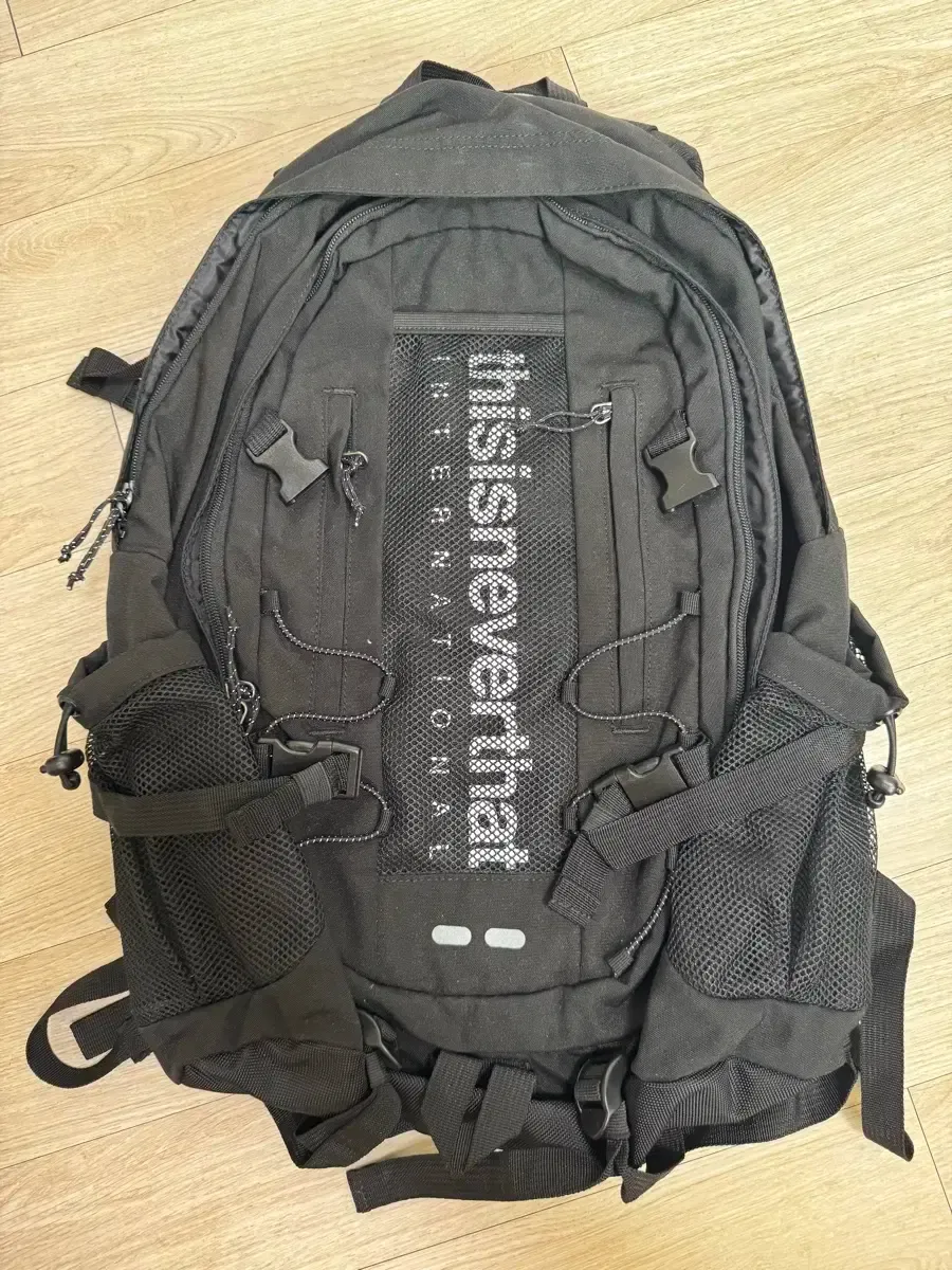 2025年最新】thisisneverthat リュック・バックパックの人気アイテム