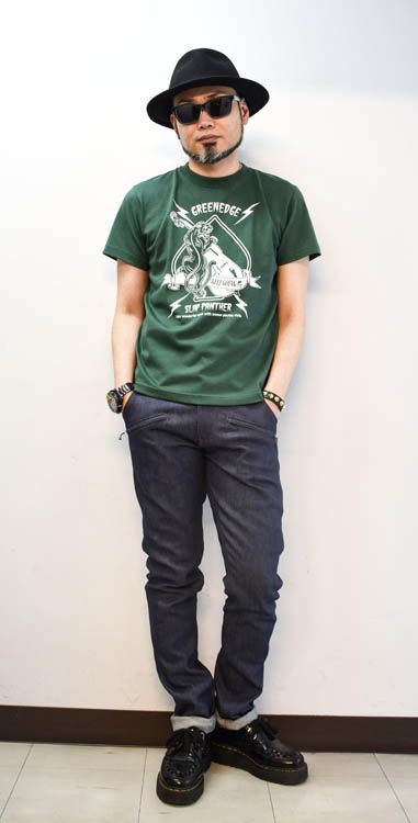 SLAP PANTHER Tシャツ