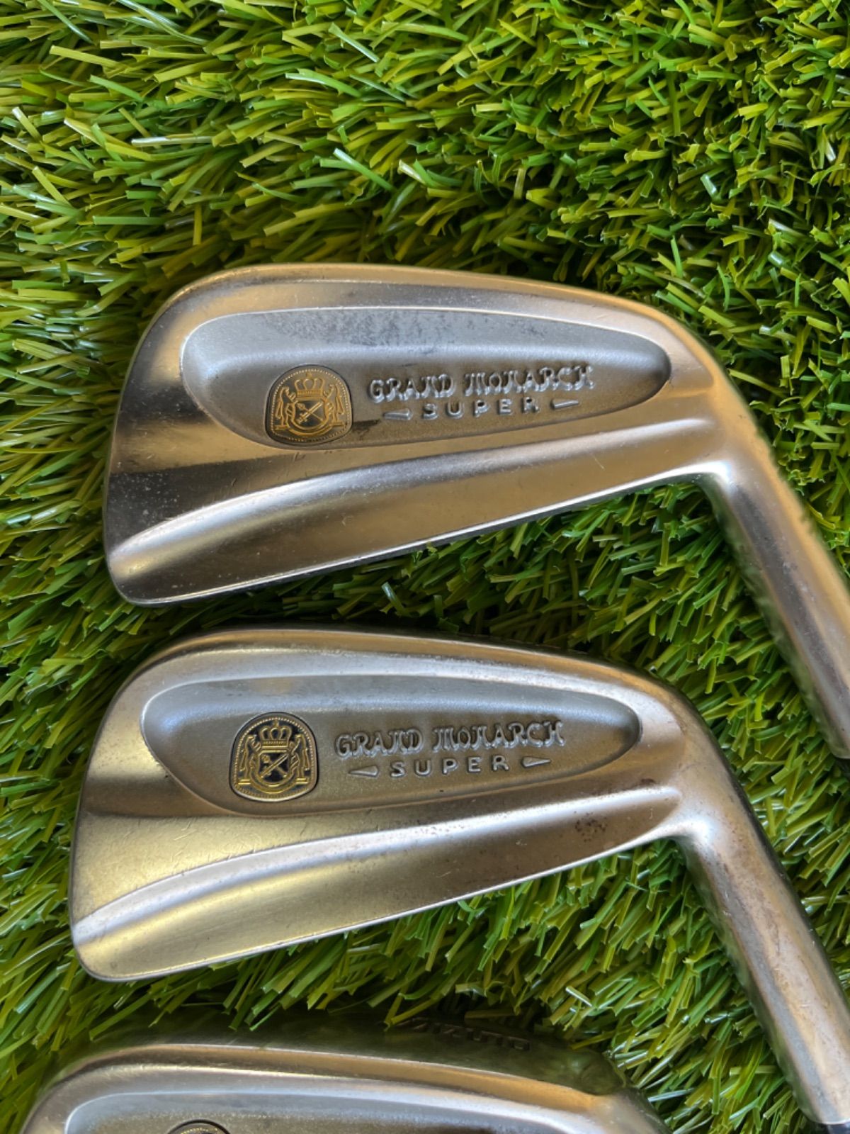 ミズノ GRAND MONARCH アイアン 5本セット 右 flex–R UPX VM - メルカリ