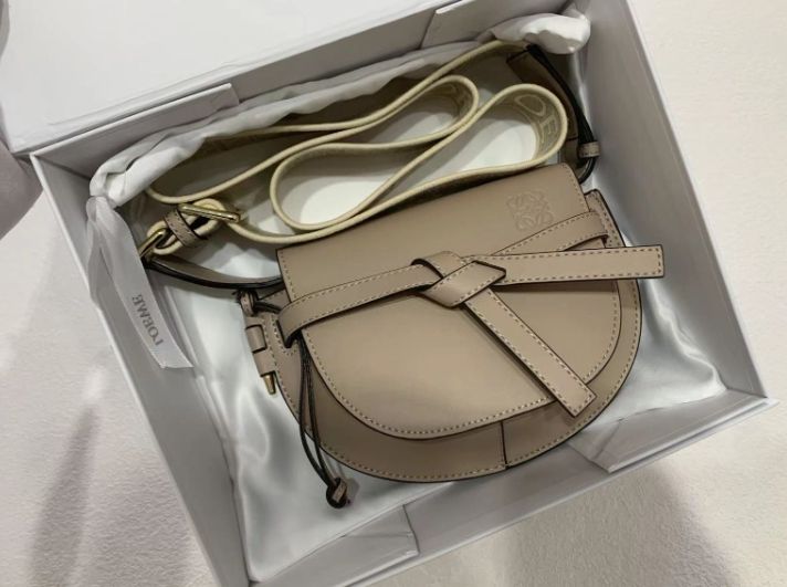 LOEWE ロエベ ショルダーバッグ ゲート バッグ