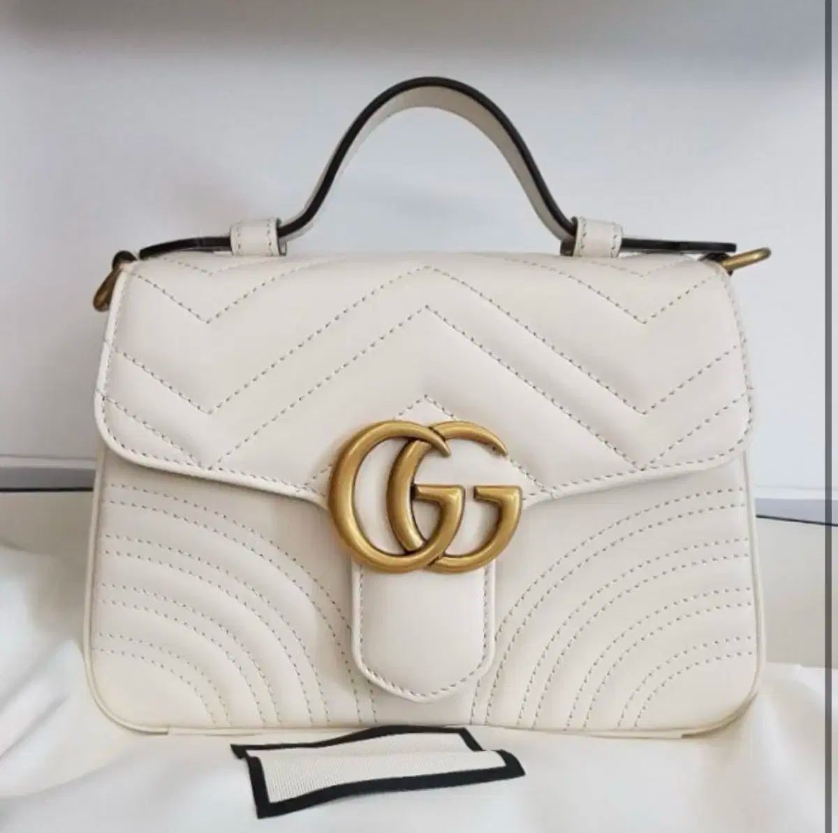 GUCCI グッチ マトラッセ トップハンドル ミニバッグ 女性 レディース バッグ