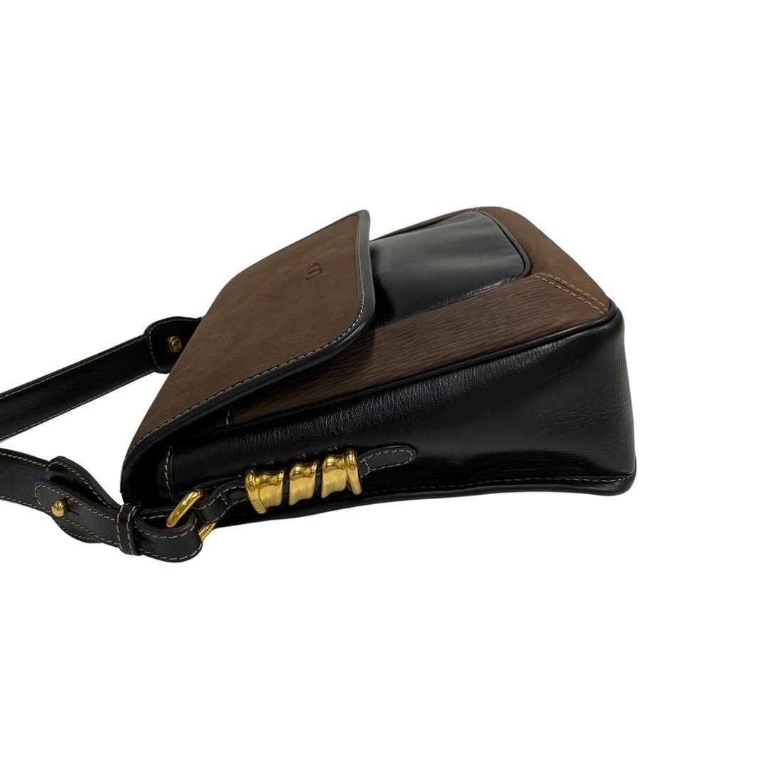 極美品■ロエベ　ベラスケス　ショルダーバッグ　本革　ツイスト金具　クロスボディ 極美品□ロエベベラスケスショルダーバッグ本革ツイスト金具クロスボディ