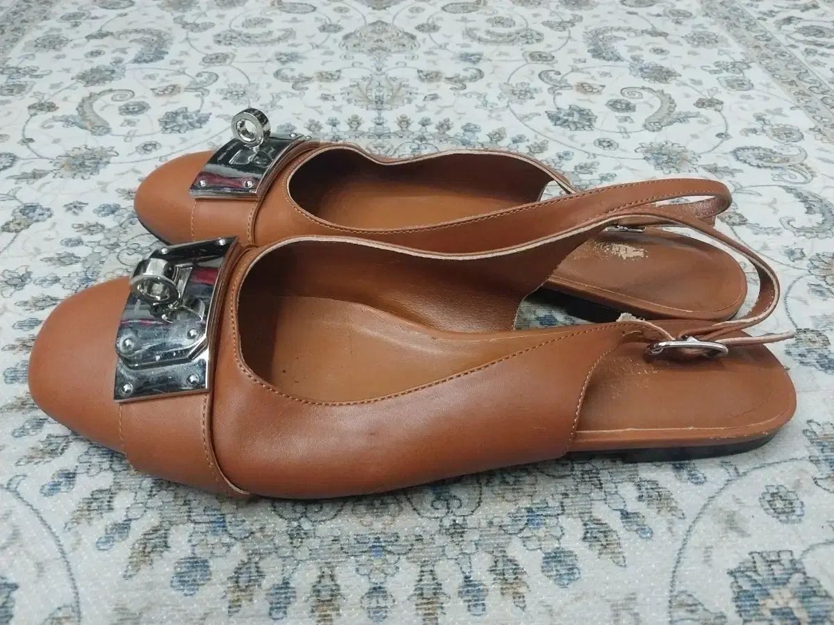 HERMES(エルメス) イノセント スリングバック シューズ - メルカリ