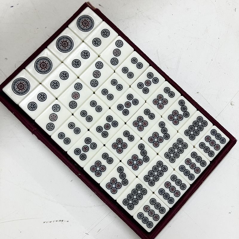 奇跡の新品、未使用！！　背黒　麻雀牌　千歳印　No.126 Amazon | レトロ 希少品 麻王印 麻雀牌 背竹 | 麻雀 | おもちゃ