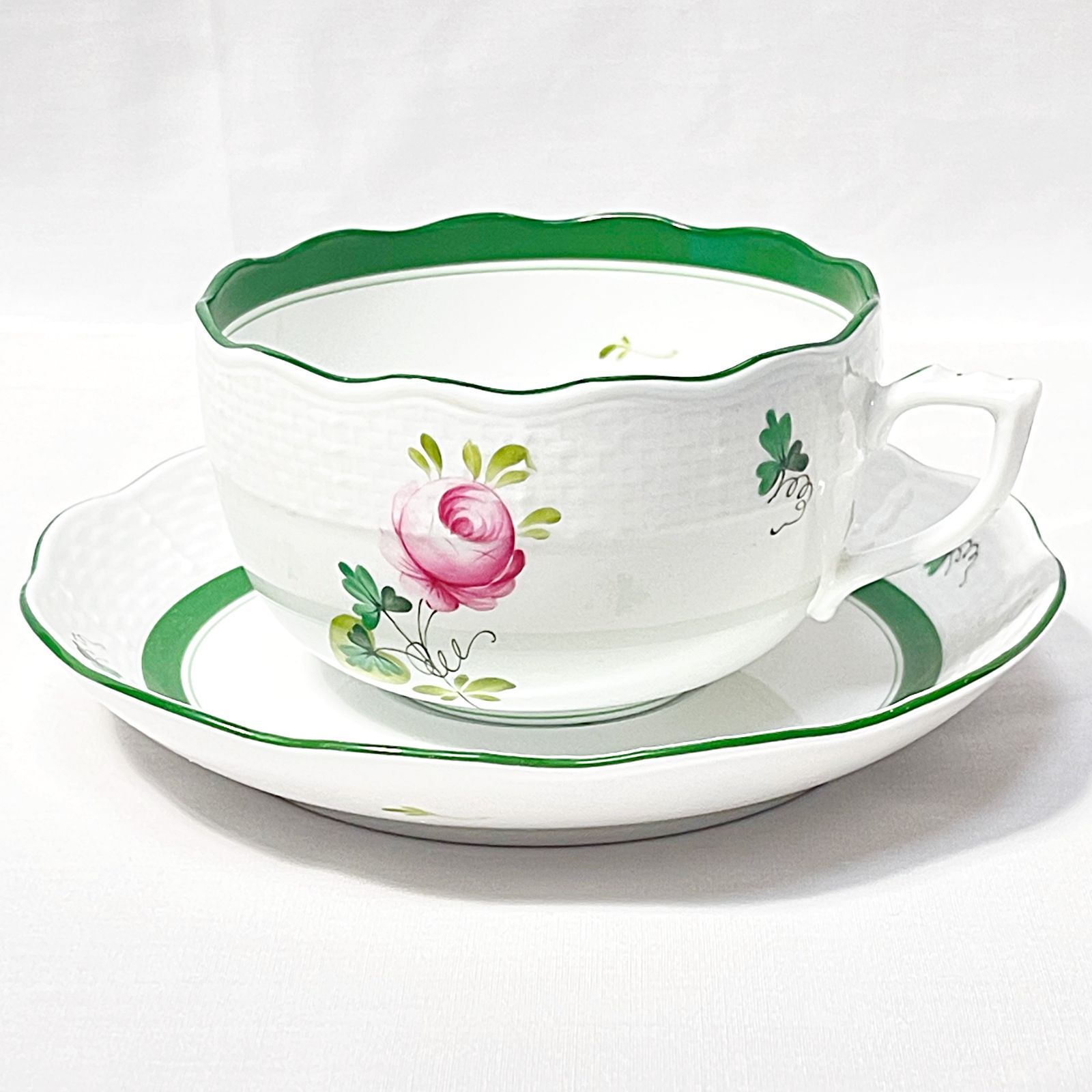 ヘレンド ウィーンの薔薇・カップ＆ソーサー 【Aランク】【中古】 美品  