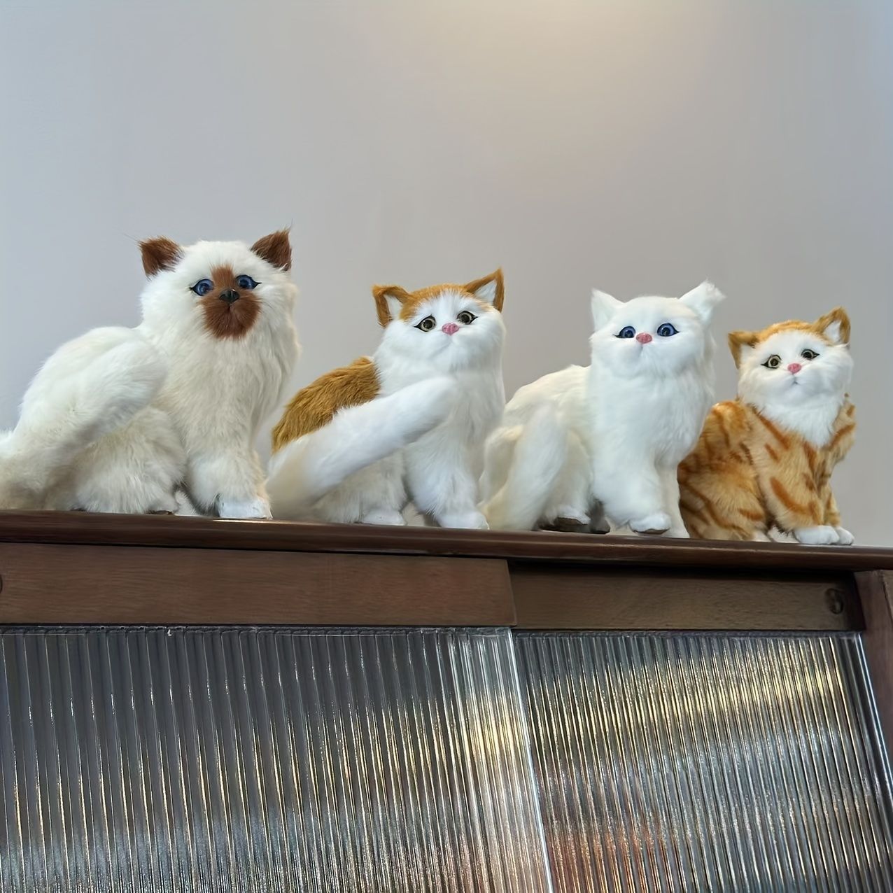 リアル 白猫 16cm 置物 かわいい ホワイト 動物像 フェイクファー ねこ