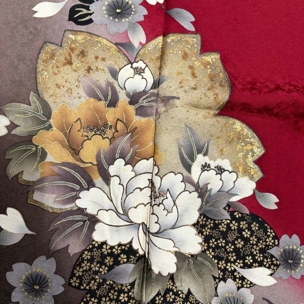 振袖 金彩 紋意匠 桜 花文様 正絹 朱色 S115 振袖 金彩 紋意匠 桜 花文様 正絹 朱色 S115（振袖15 商品詳細