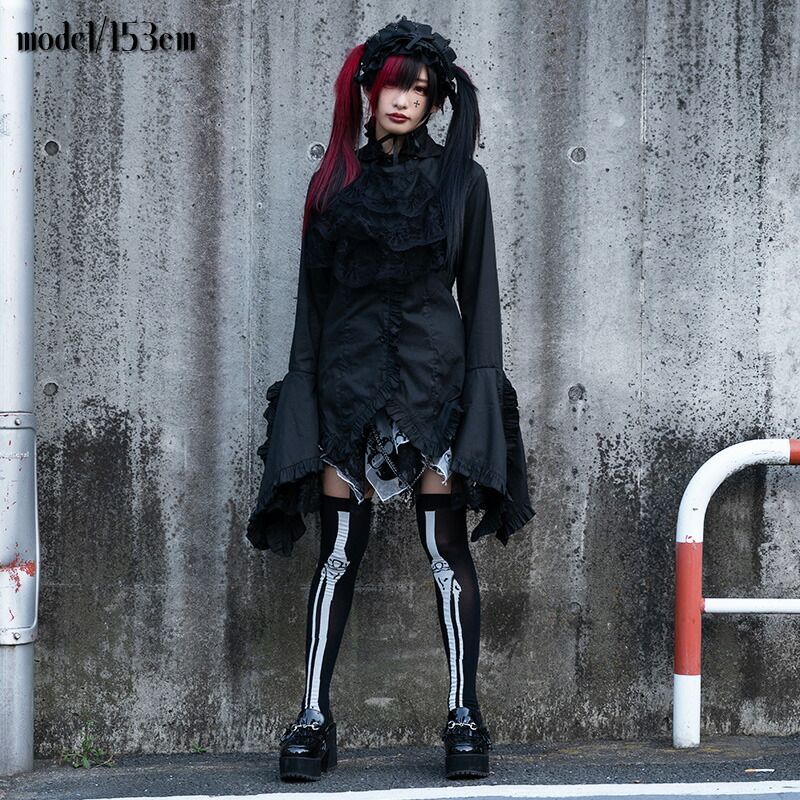 ブラック