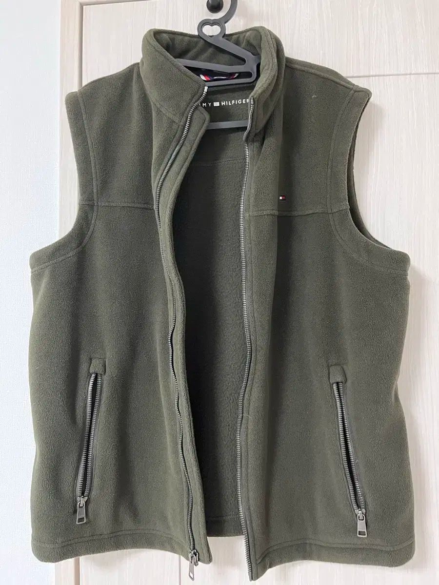 Tommy Hilfiger(トミーヒルフィガー) フリース ベスト - メルカリ