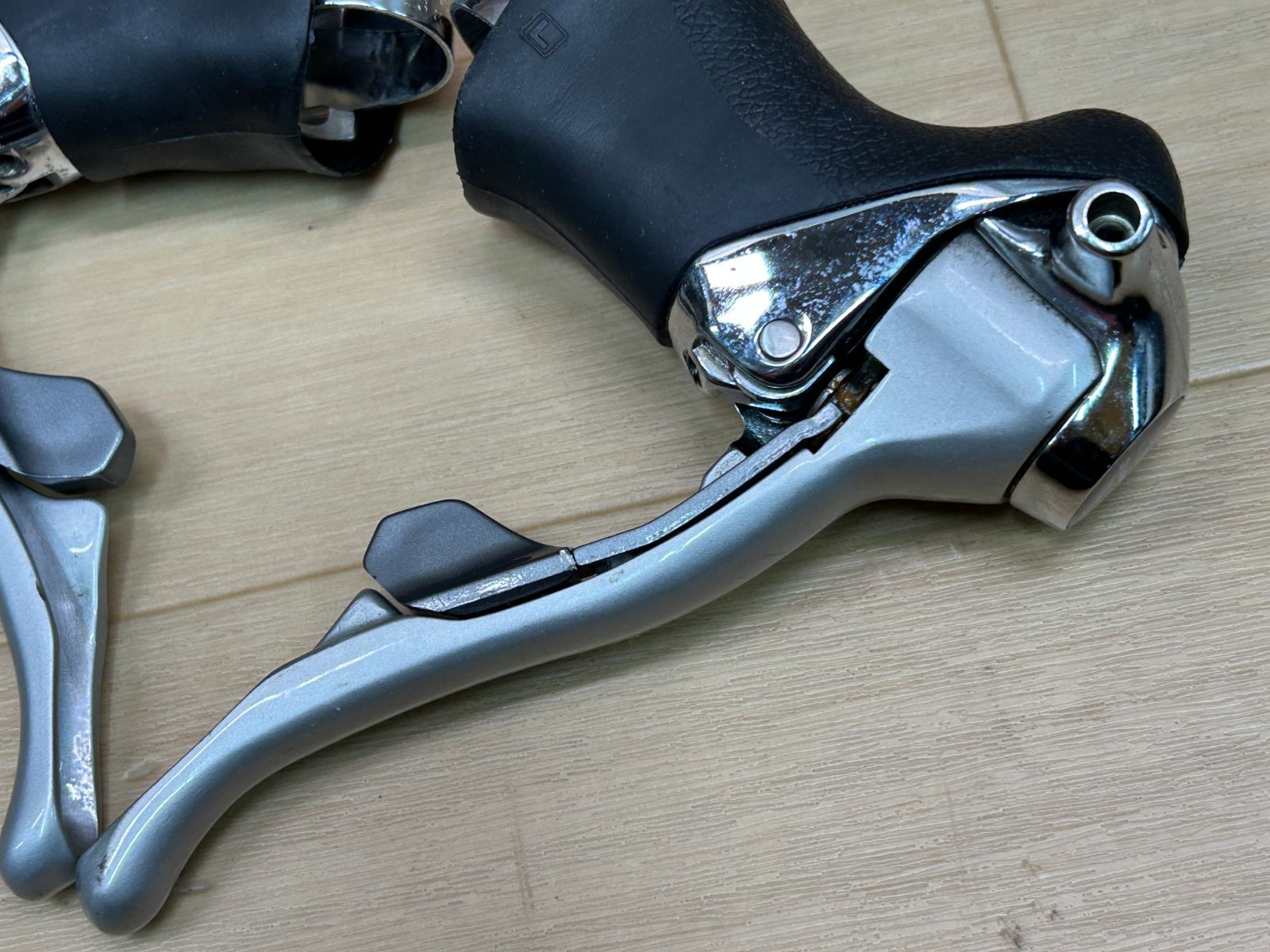 テルスポ イチ推し!! 良品!! 希少 ビンテージ!! SHIMANO DURA-ACE ST