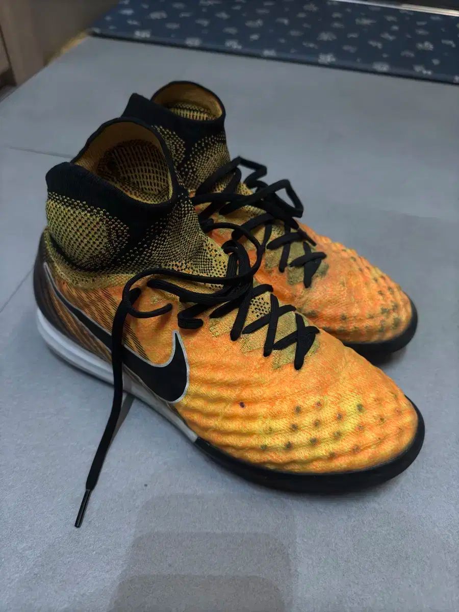 マジスタxプロキシモIC NIKE MAGISTA X PROXIMO IC マジスタX