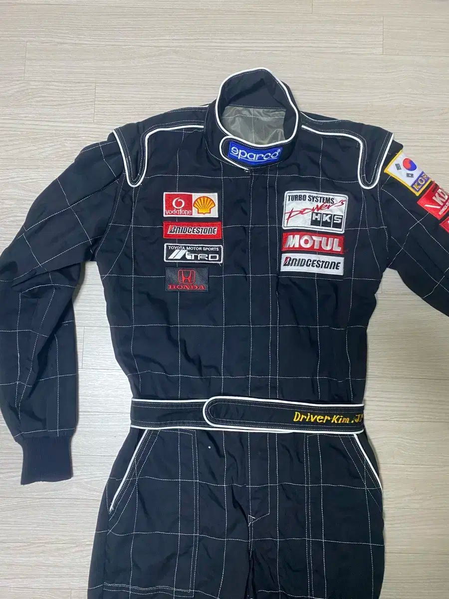 [古本] ドラゴンウォーズ  ハンドブック BNN 森田慶子 著 Amazon.co.jp: 森田 慶子: 本、バイオグラフィー、最新アップデート