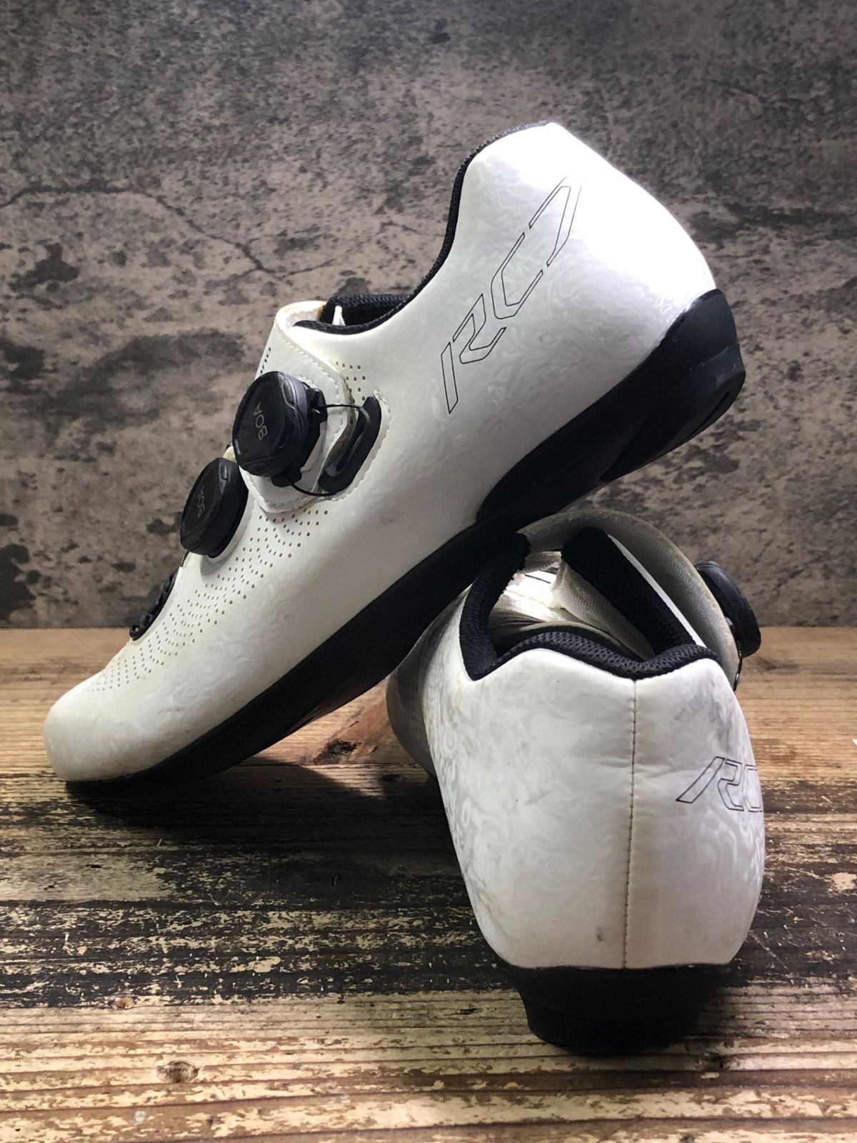 SHIMANOシマノRC7（SH-RC701M）サイズEU44 CM27.8 白 Shimano RC7 (SH-RC702) Road Shoes White