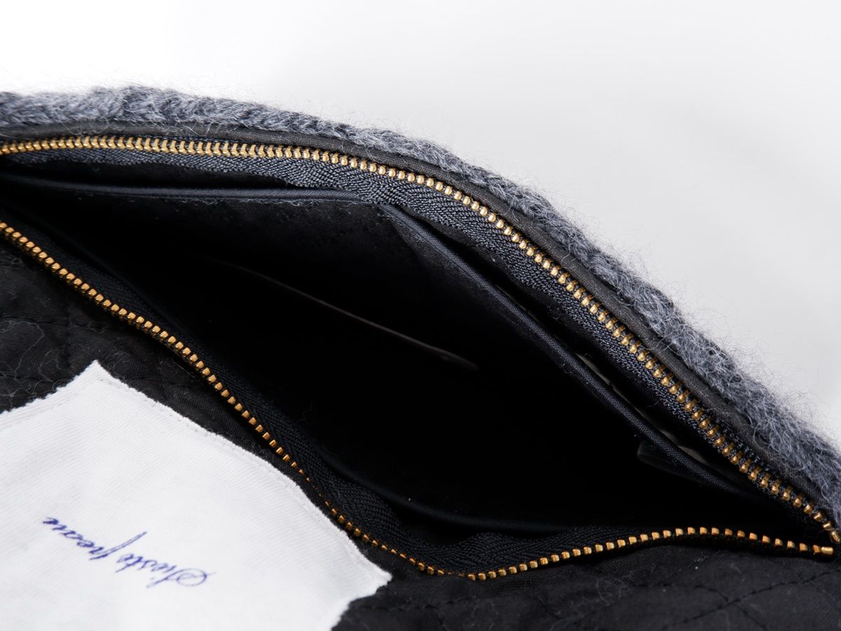 Sieste peau ニットクラッチバッグ シェルポーチ Sieste Peau シエスタポー ニットクラッチバック - メルカリ