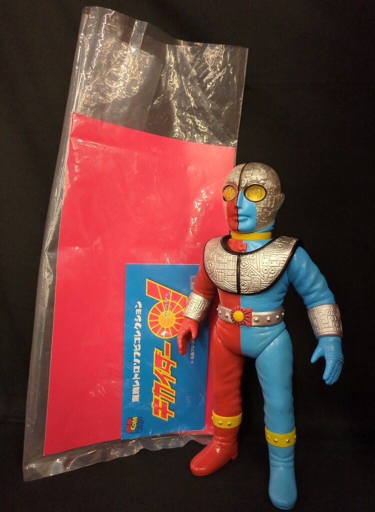 ★メディコム・トイ　東映レトロソフビ　ロボリキ　未開封　新品！★ 東映の新作は「ロボリキ」に加えて、なんと「仮面ライダー第2+1号
