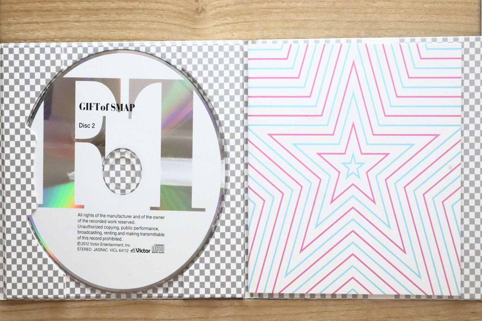 国内盤CD☆スマップ/SMAP□ GIFT of SMAP 【通常盤】 【VICL64111