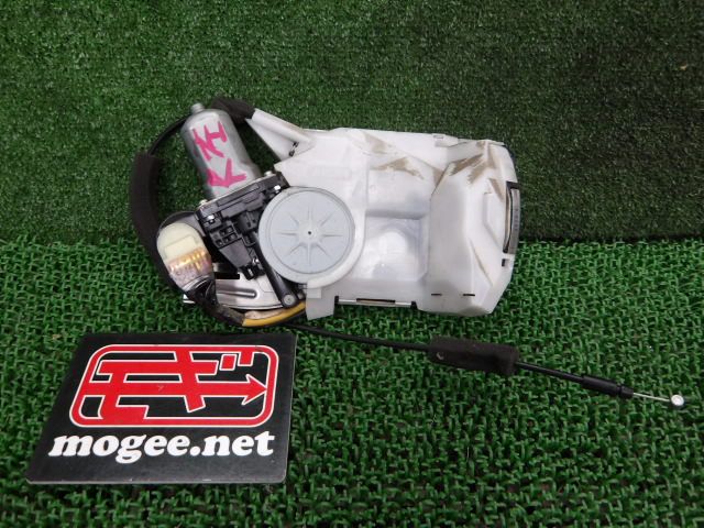 スバル エクシーガ 2.0i-S メルカリ 前期型 コンソールの値段と価格