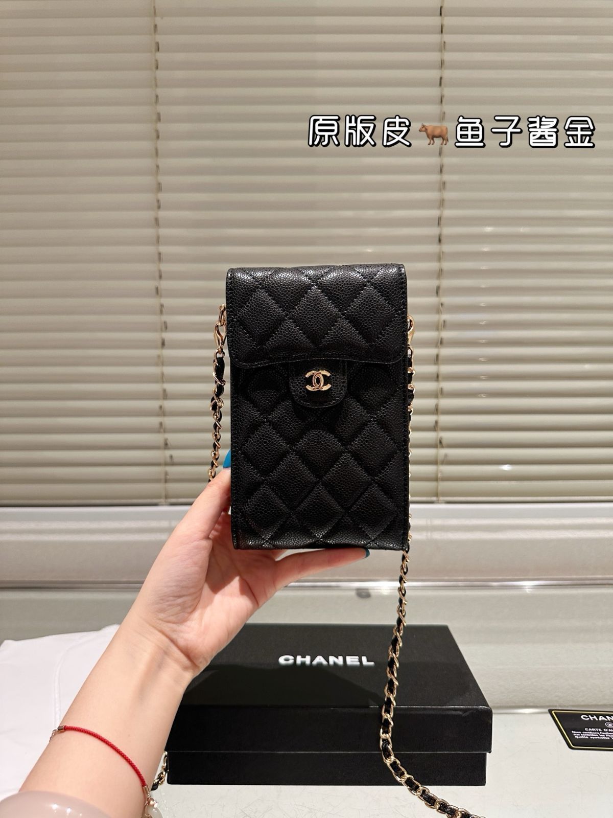 【大人の余裕♡】シャネル CHANEL スマホポーチ 訳あり】CHANEL シャネル スマホポーチ ミニポーチ ノベルティ