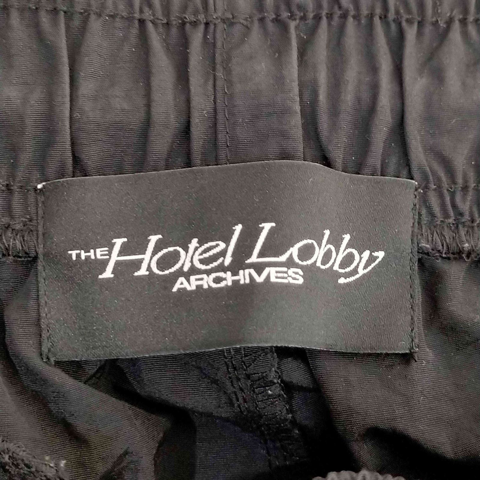 ホテルロビー The Hotel Lobby Archives Europacorp nylon pants メンズ M