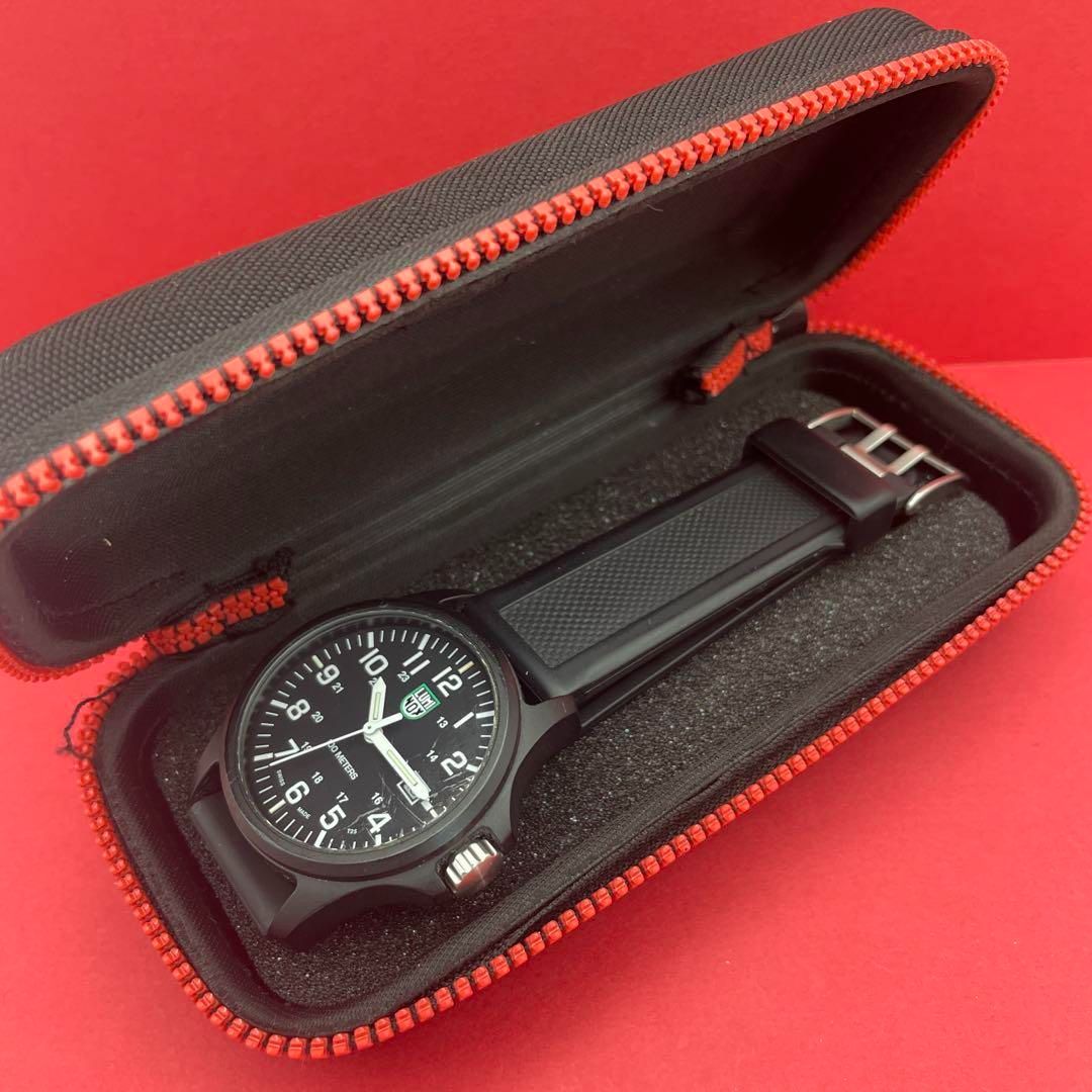 LUMINOX シリーズ2400 1GBqH-3LX CARBONOX CASE ルミノックス