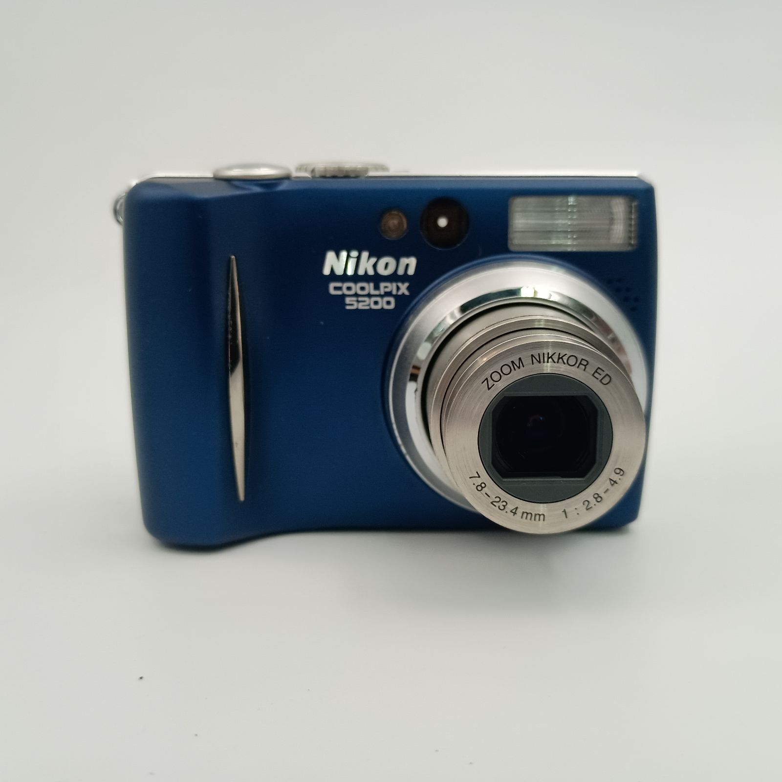 Nikon Coolpix 5200 Compact DIGITAL Camera Blue コンパクト