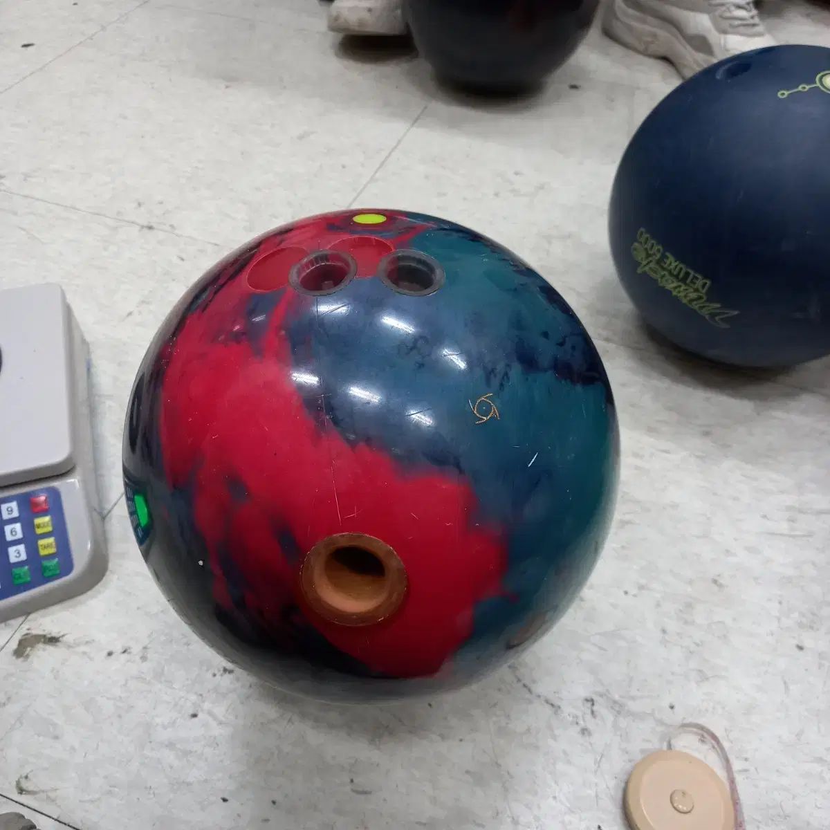 プラグ済 PhysiX Blackout 15P ボウリング ボール 中古 AI