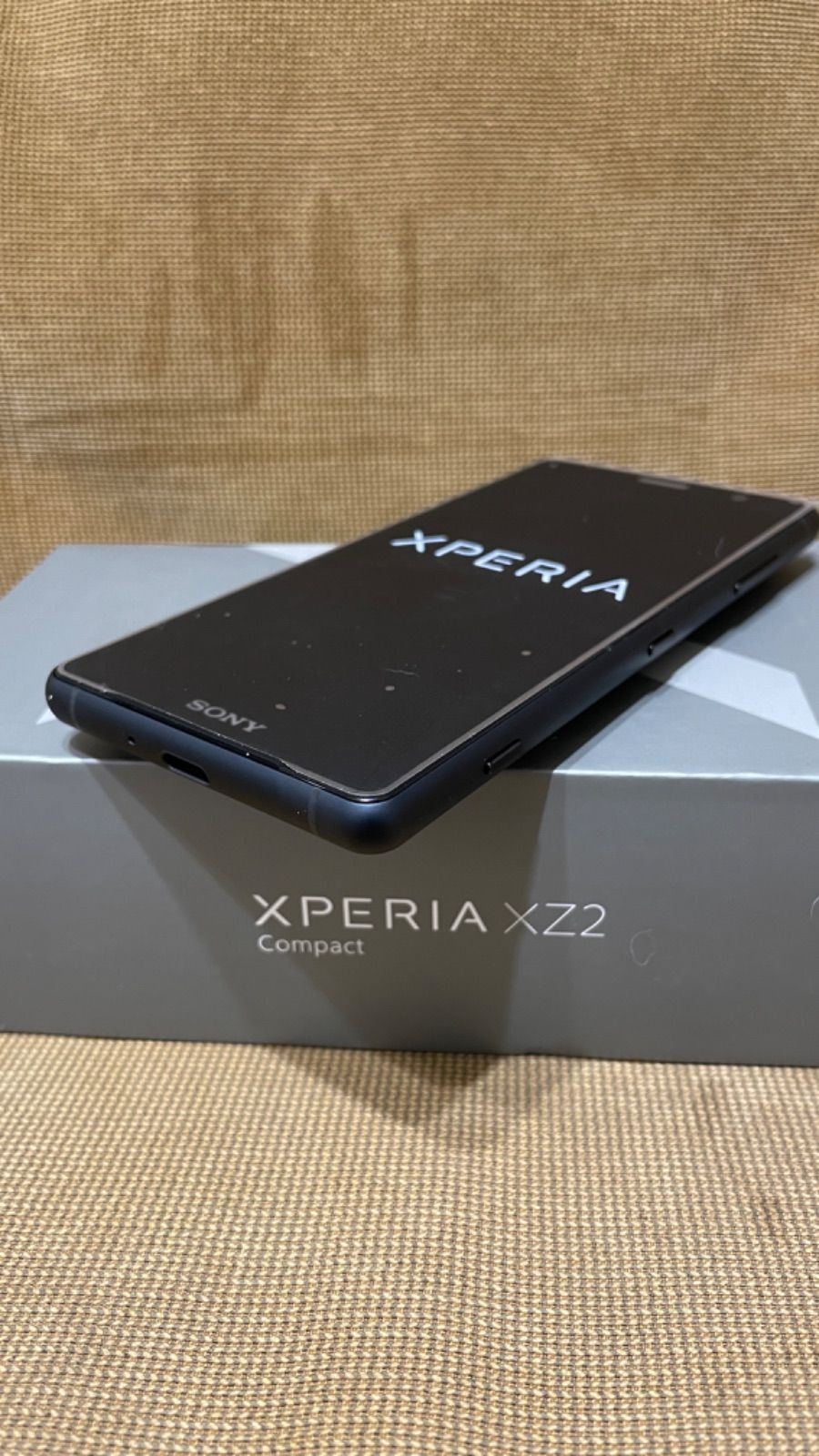 Sony Xperia XZ2 Compact SO-05K ブラック　新品同様