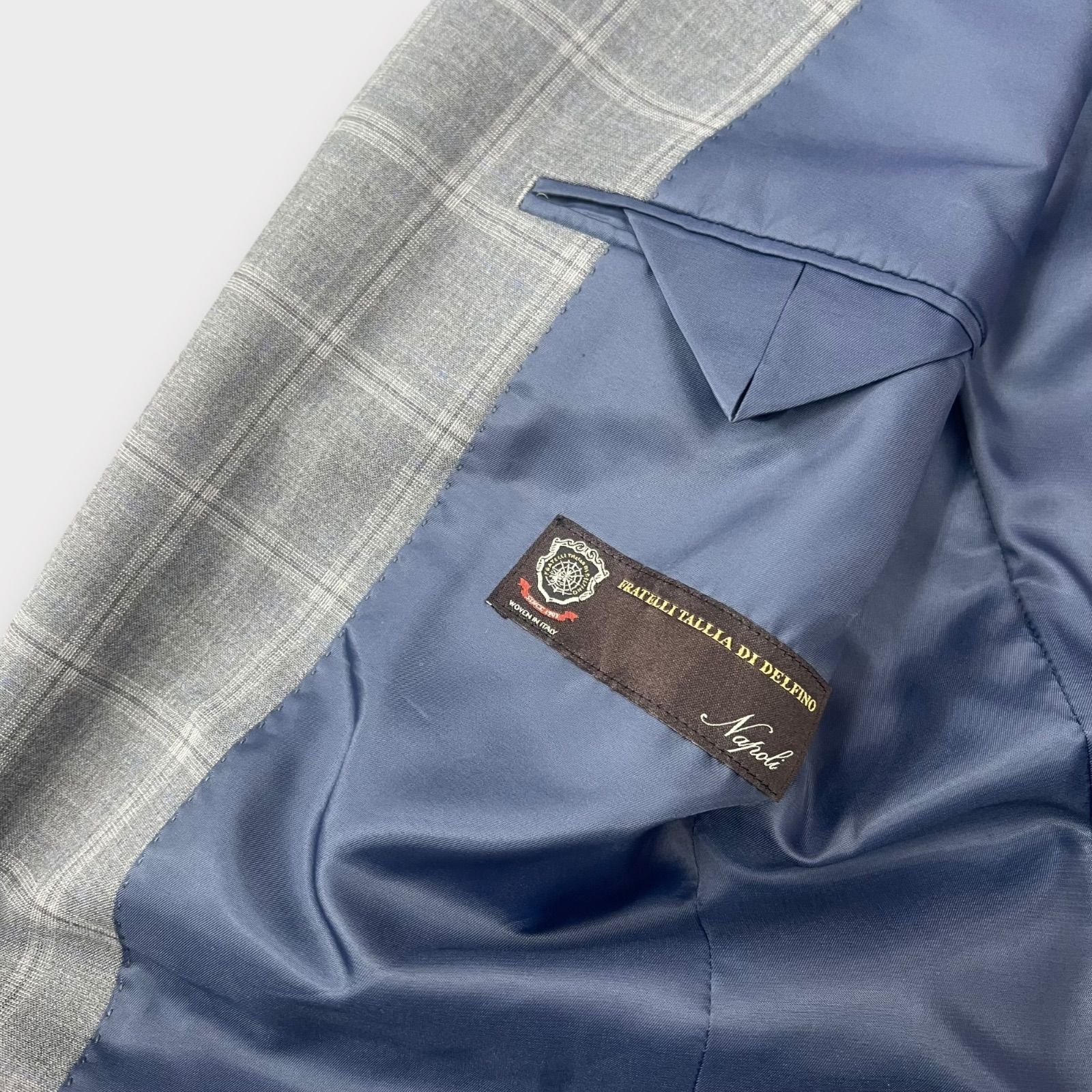新品未使用FRATELLI TALLIA DI DELFINO オンワードAB4 FRATELLI TALLIA DI DELFINO PREMIUM WOOL ライトグレーツイル