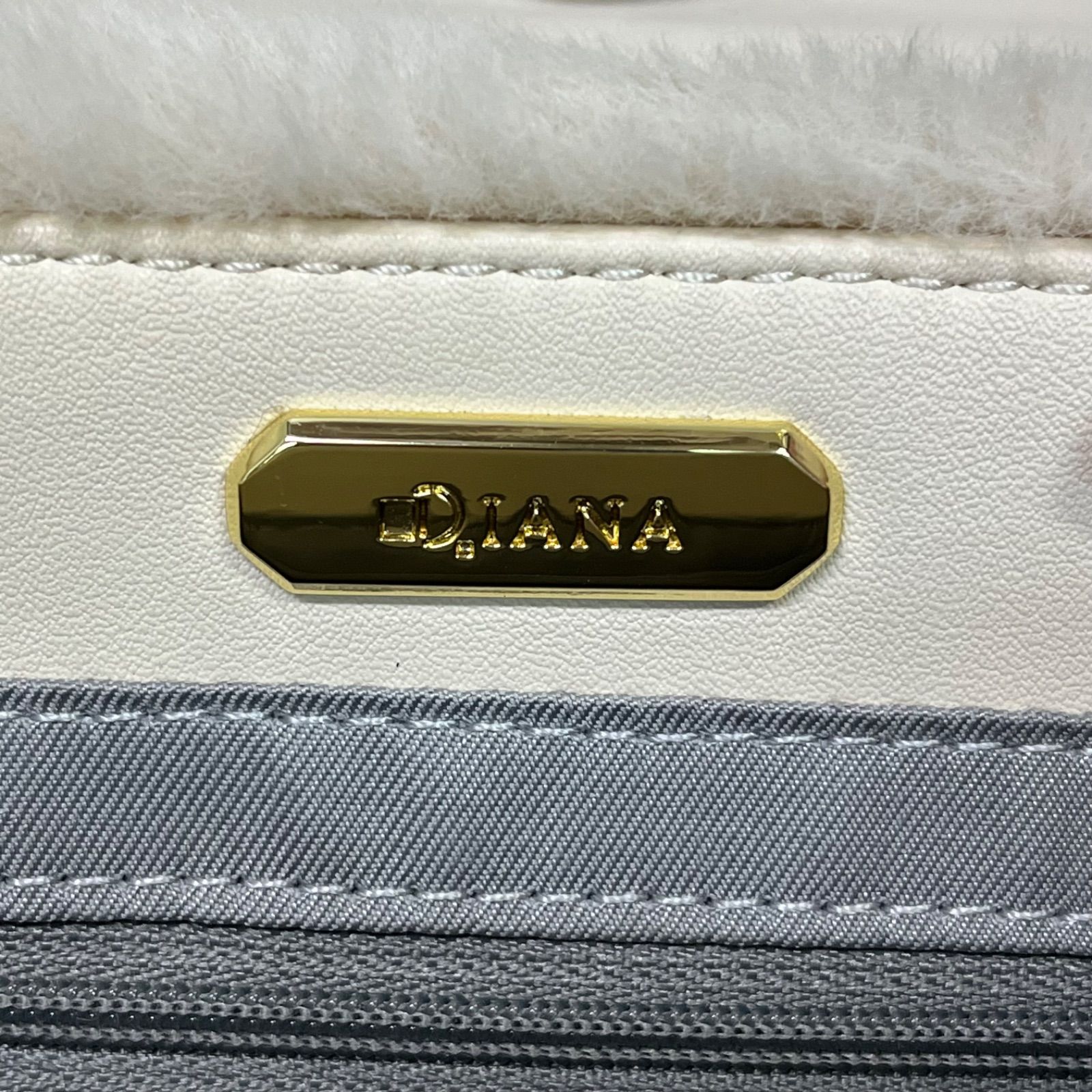 美品 DIANA ダイアナ フェミニンファーバッグ アイボリーファー 
