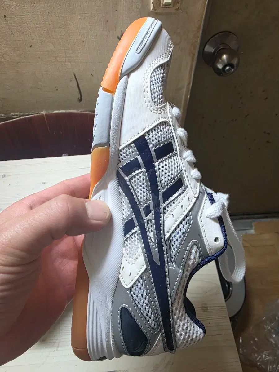 アシックス 宝くじ