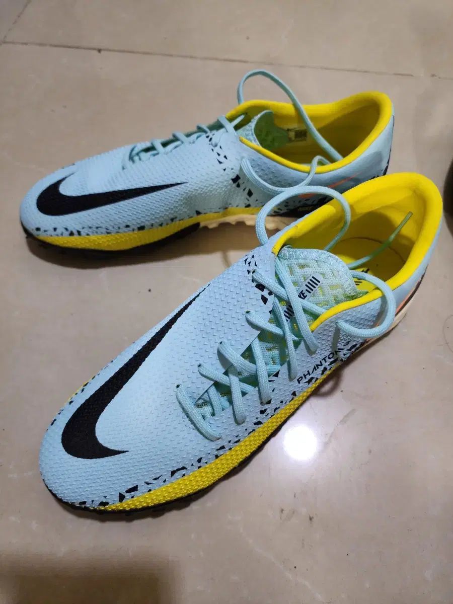 ナイキ リアクト ファントム GT2 プロ TF 楽天市場】ナイキ ファントム