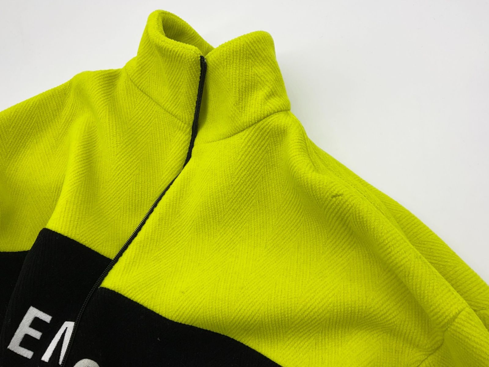 BALENCIAGA バレンシアガ 32 ネオンイエロー ロゴデザインフリース 