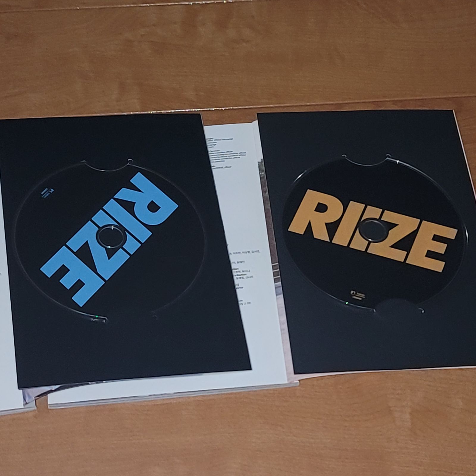 専用>RIIZE 直筆サイン｢Get A Guitar｣2種セット - メルカリ