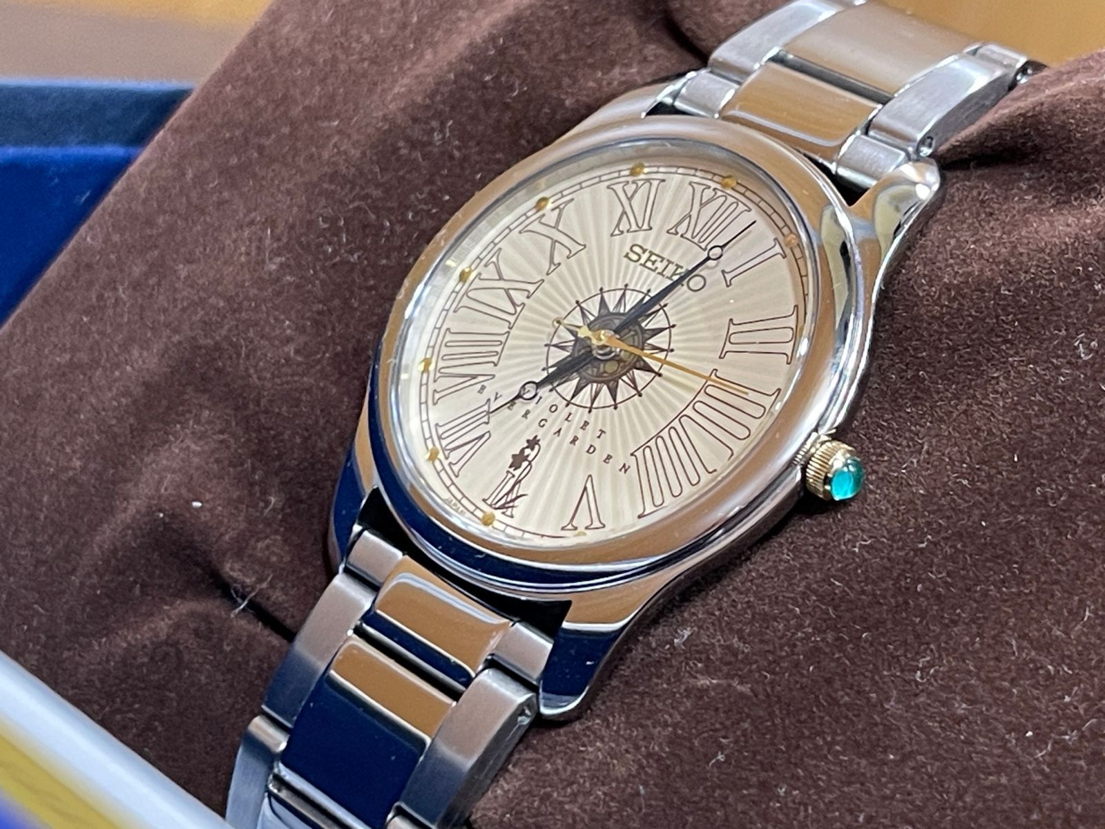 メモリアルウォッチ ヴァイオレット・エヴァーガーデン SEIKO 革バンド