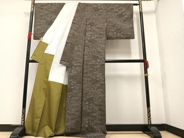 平和屋着物○本場大島紬 9マルキ 松竹梅 草花文 正絹 逸品 AAAW0065ph