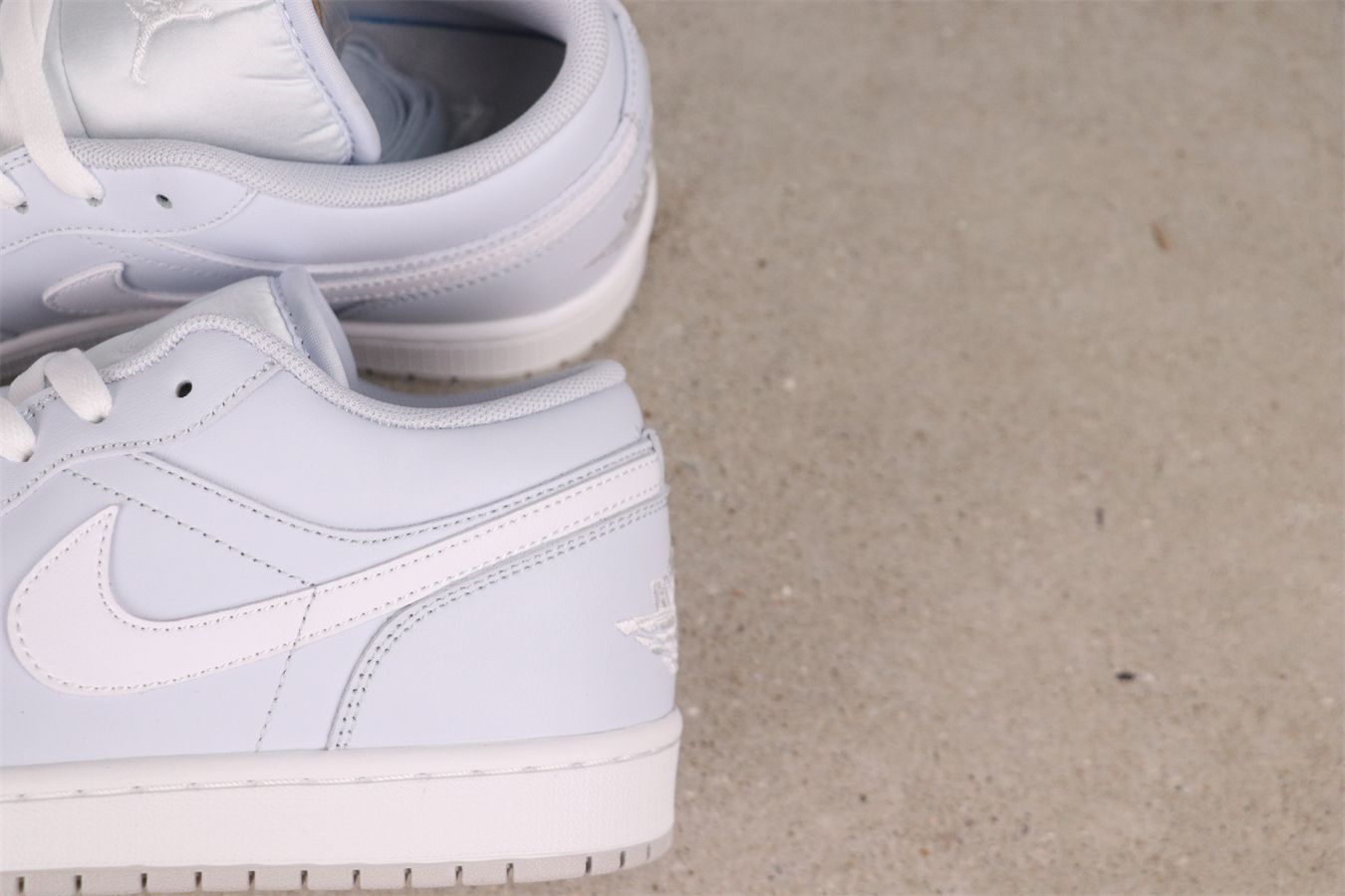  今日 Jordan FV 8486-400 Air 1 Low - top Light Blue ライトブルー スニーカー キッズシューズ