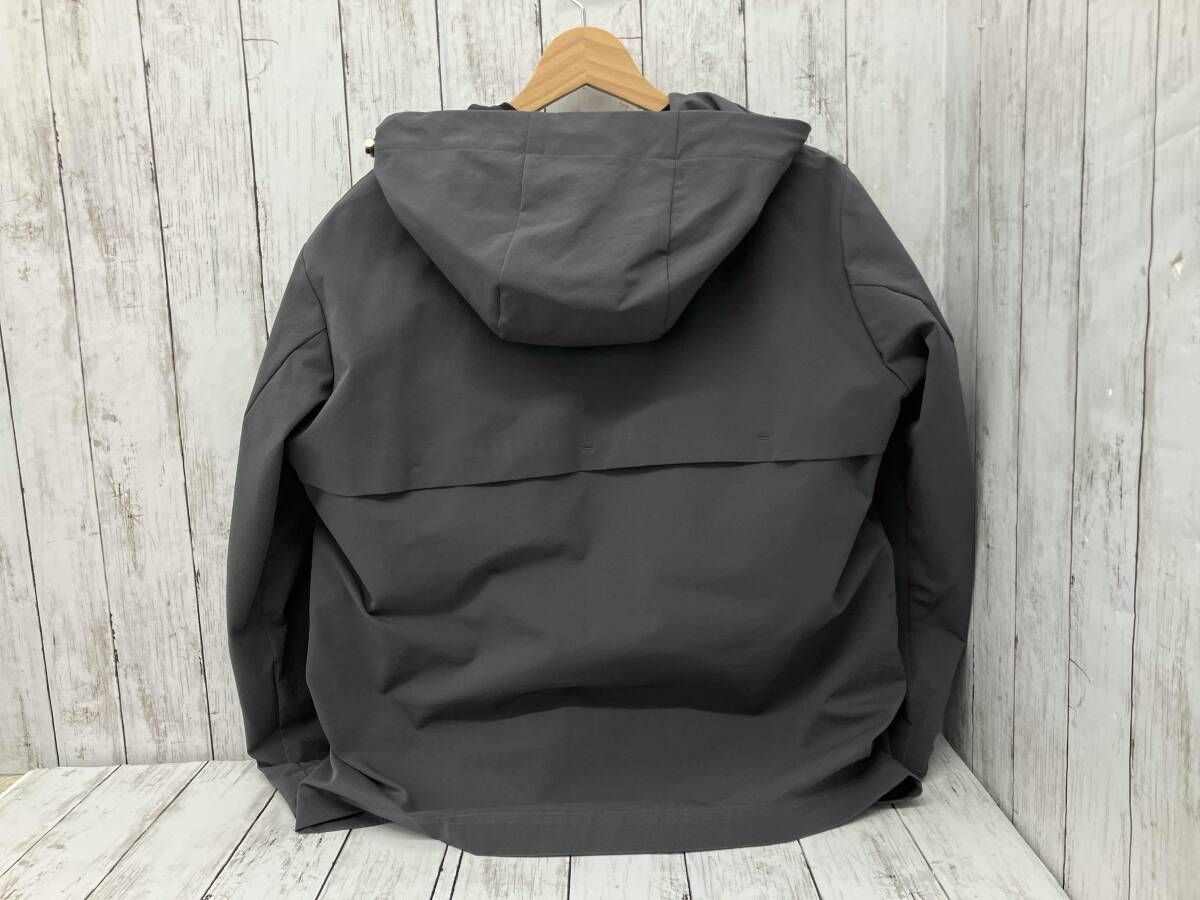グレー ブルゾン