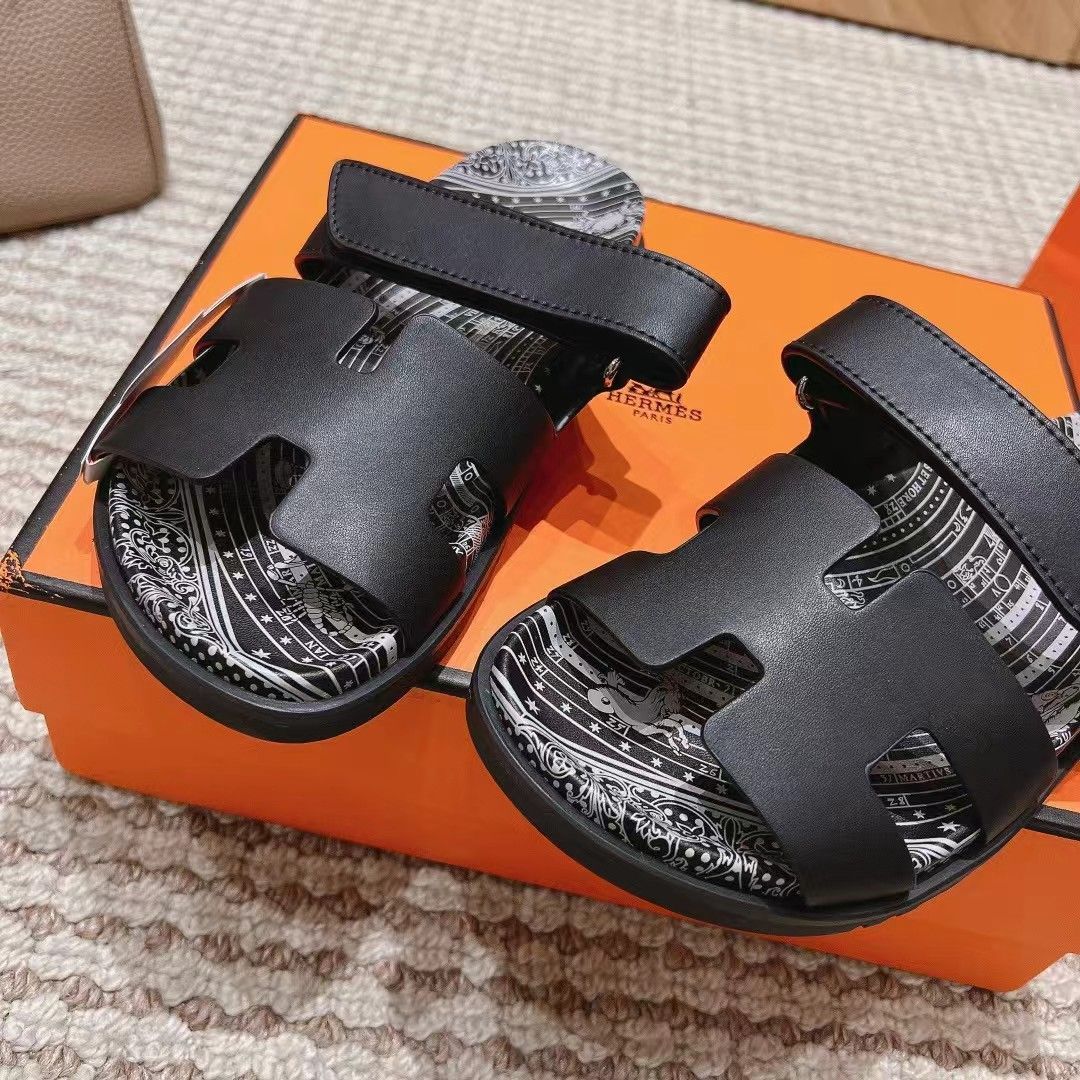 エルメス HERMES メンズサンダル カーフ 占星術 黒 新品未使用 - メルカリ