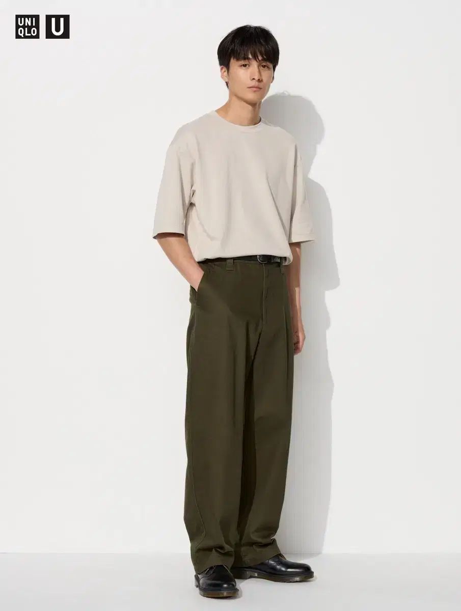 UNIQLO(ユニクロ) ワイドフィットチノパンツ 茶色 オーバーサイズ 新品