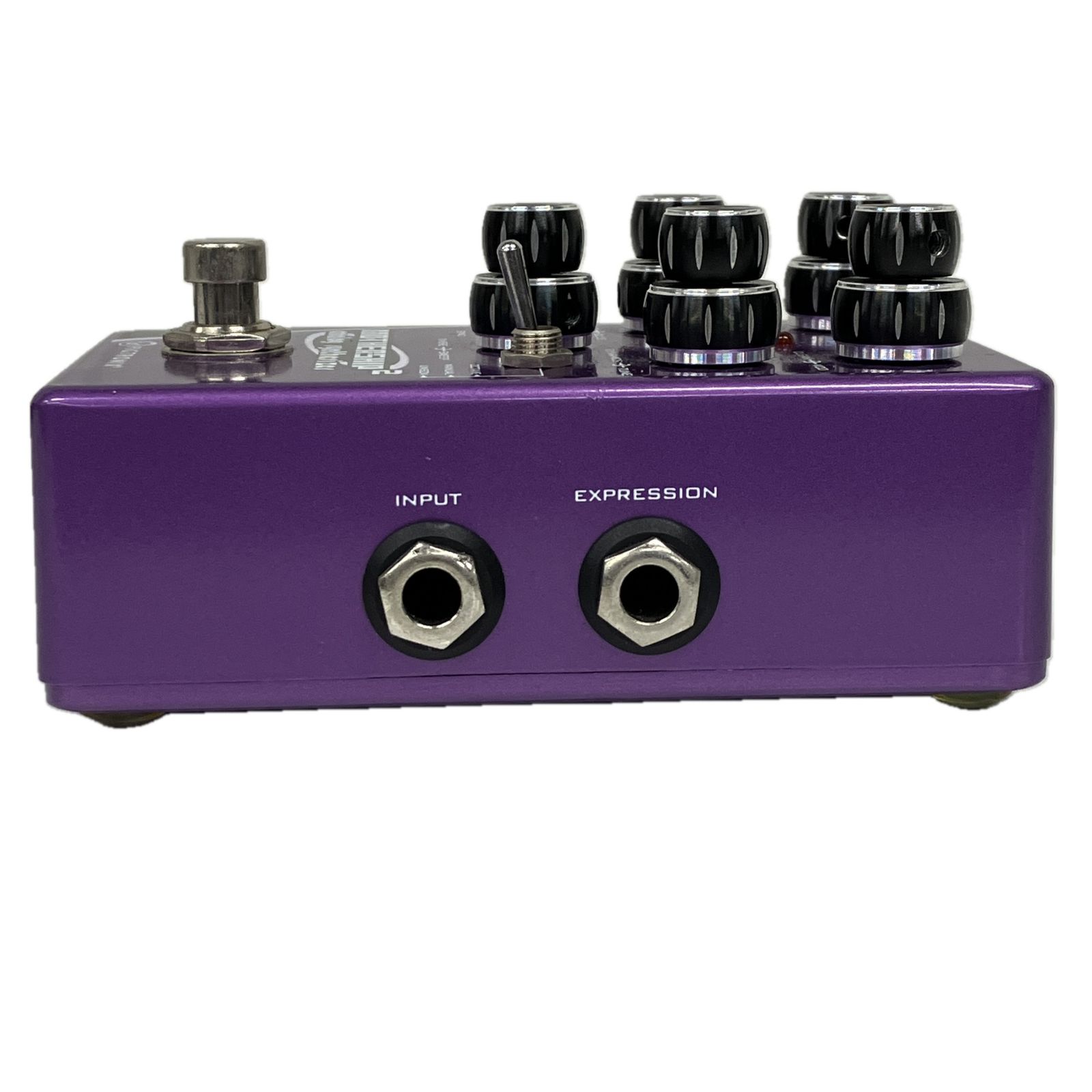 シンセサイザー