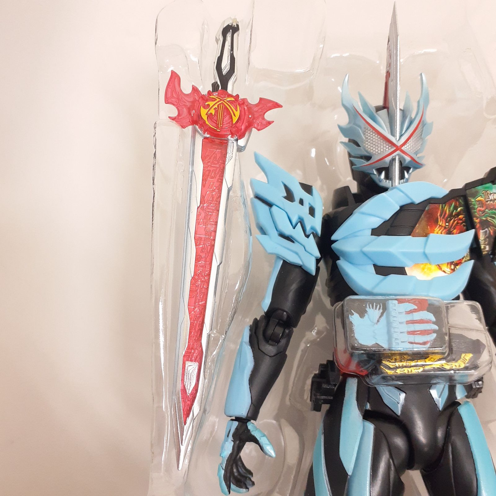 三沢店】S.H.Figuarts 仮面ライダーセイバー プリミティブ