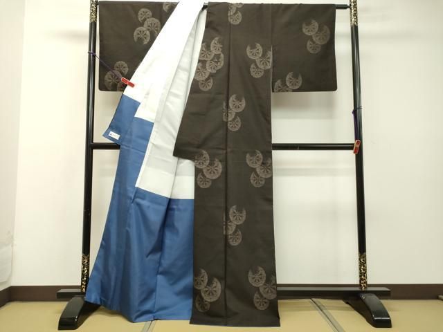 平和屋着物○本場大島紬 地空き 片輪車 やまと誂製 正絹 逸品