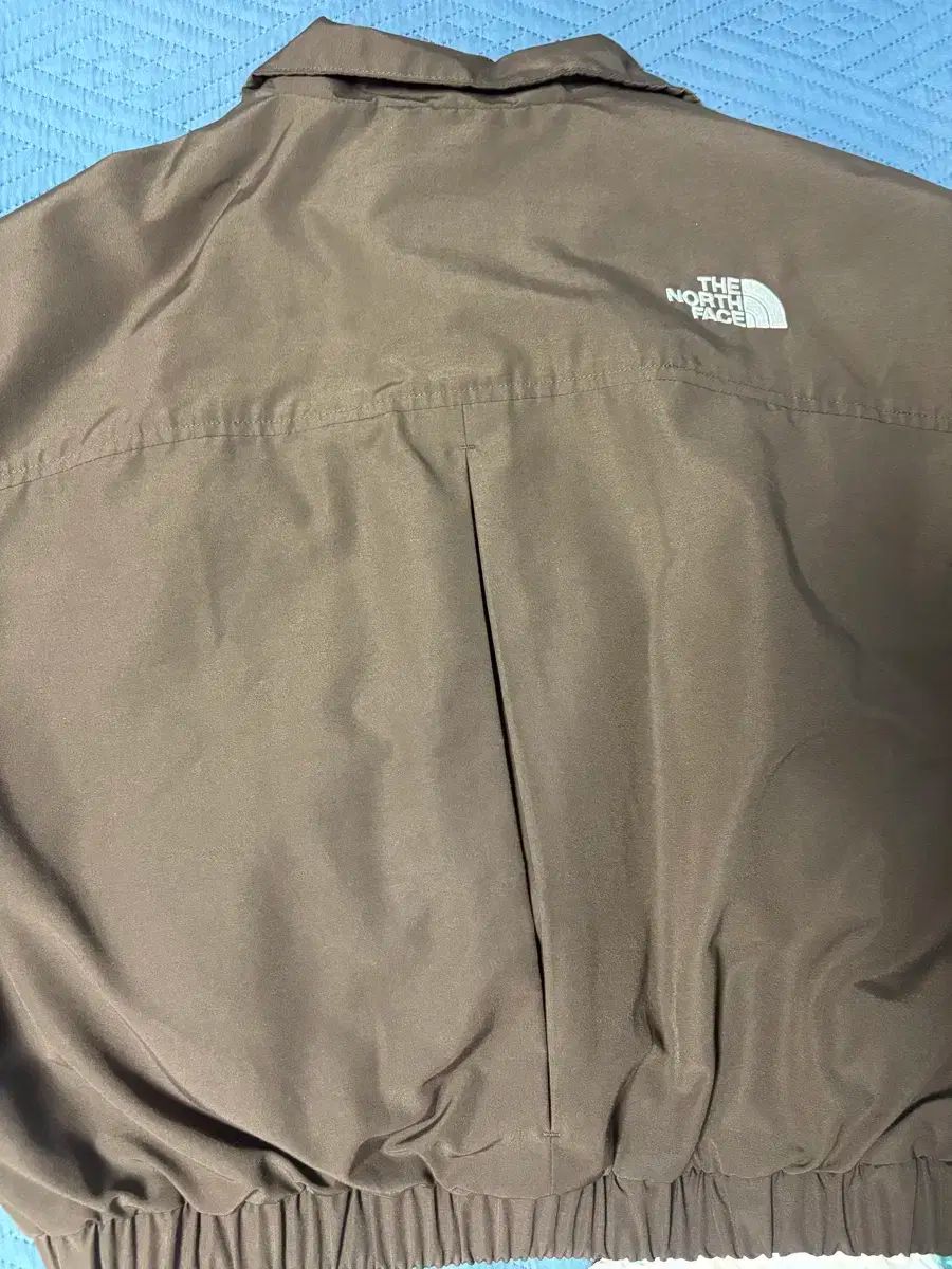 ウィンドブレーカー