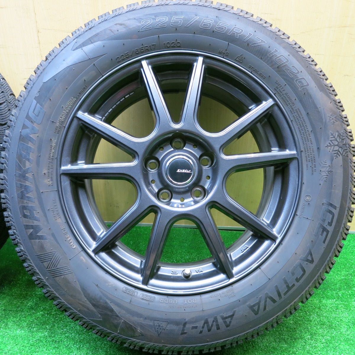 バリ溝 22年 キレイ 9.5分 スタッドレス 225|65R17 ナンカン アイス アクティバ AW-1 EMBELY 17インチ PCD114.3|5H 5101205HAス