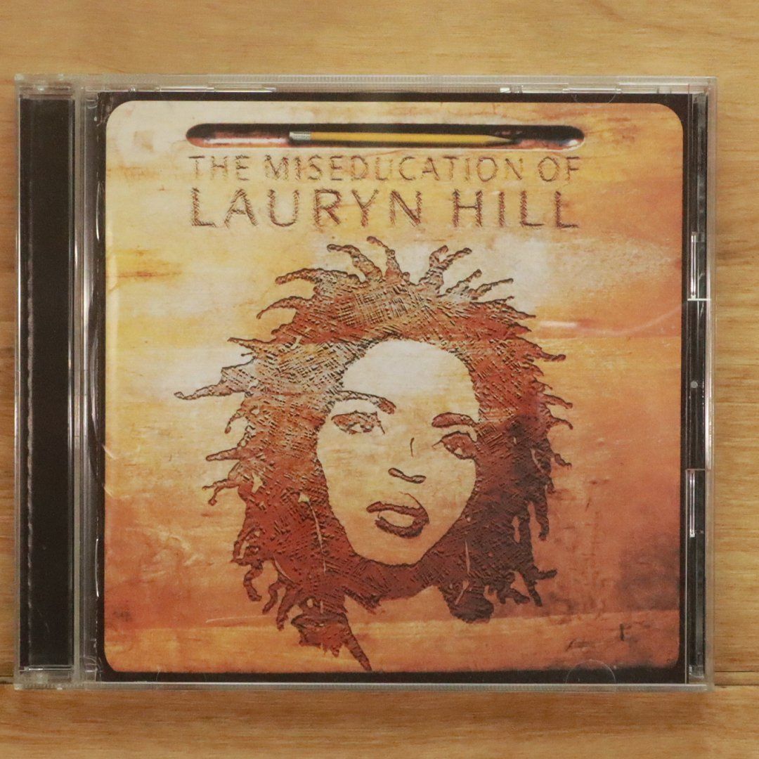 Lauryn Hill　ローリン・ヒル　サイン入りCD Lauryn Hill ローリン・ヒル サイン入りCD - メルカリ