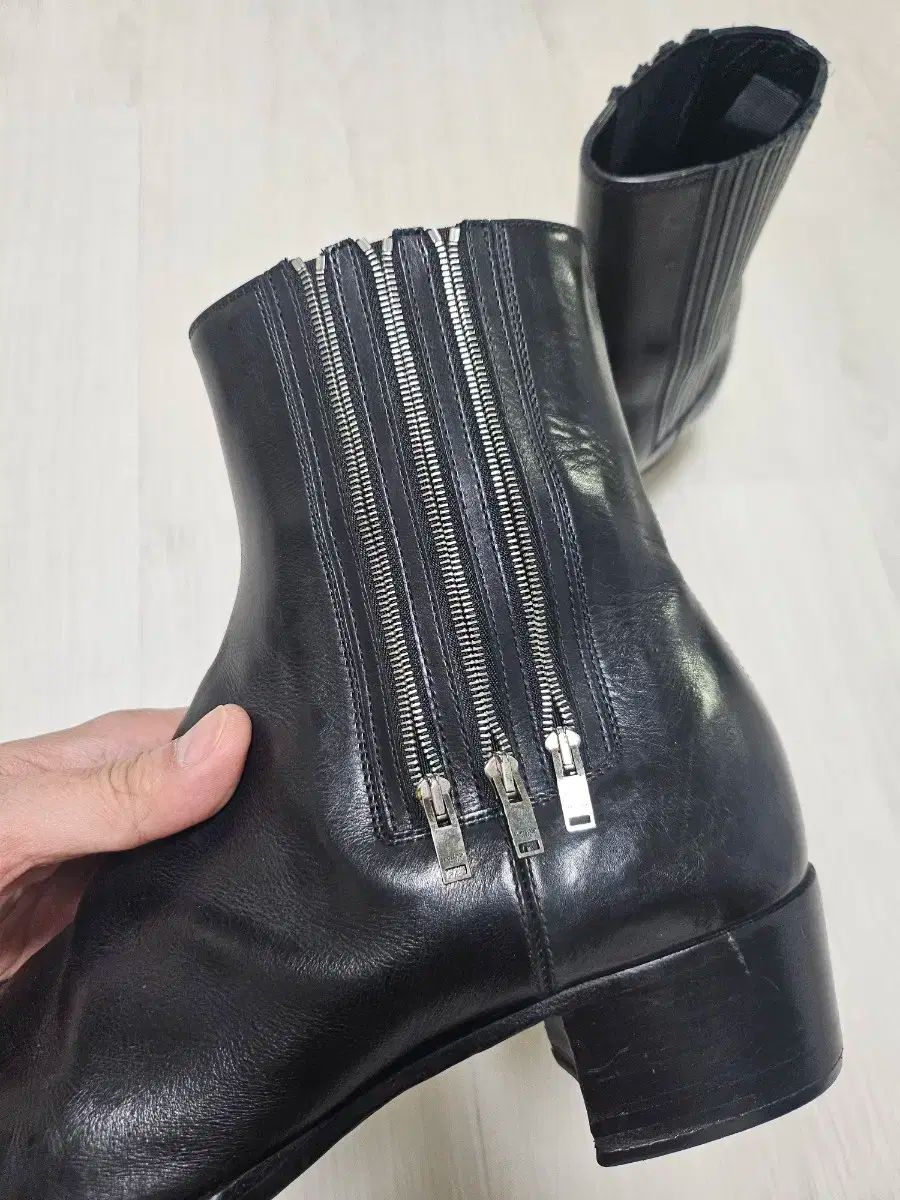 Saint Laurent