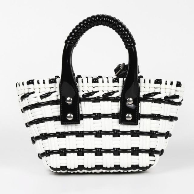 BALENCIAGA 678028 2105J 9060 XXSショルダーバッグ BALENCIAGA 678028 2105J 9060 XXSショルダーバッグ - メルカリ